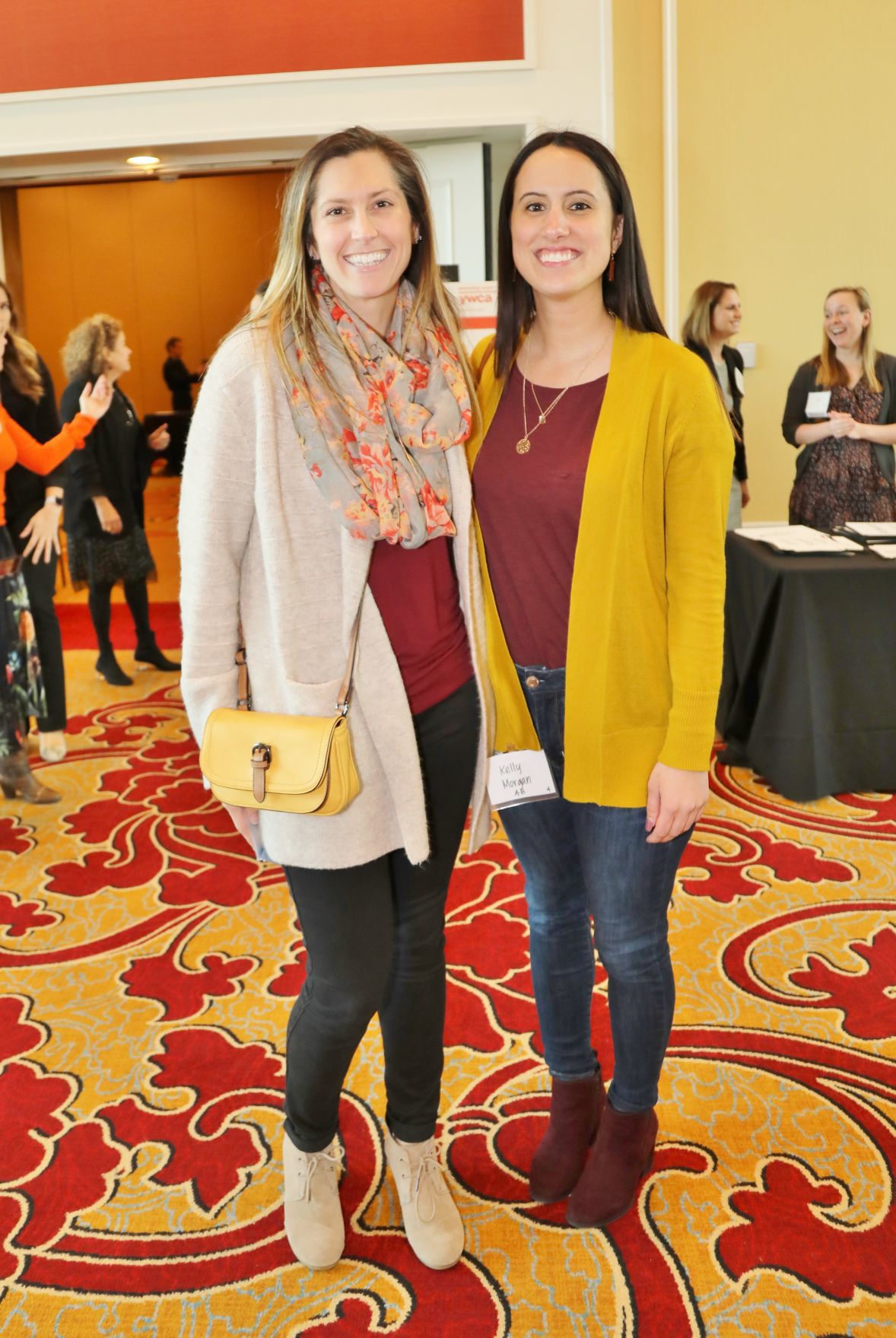 Jennifer Logan, Kelly Morgan